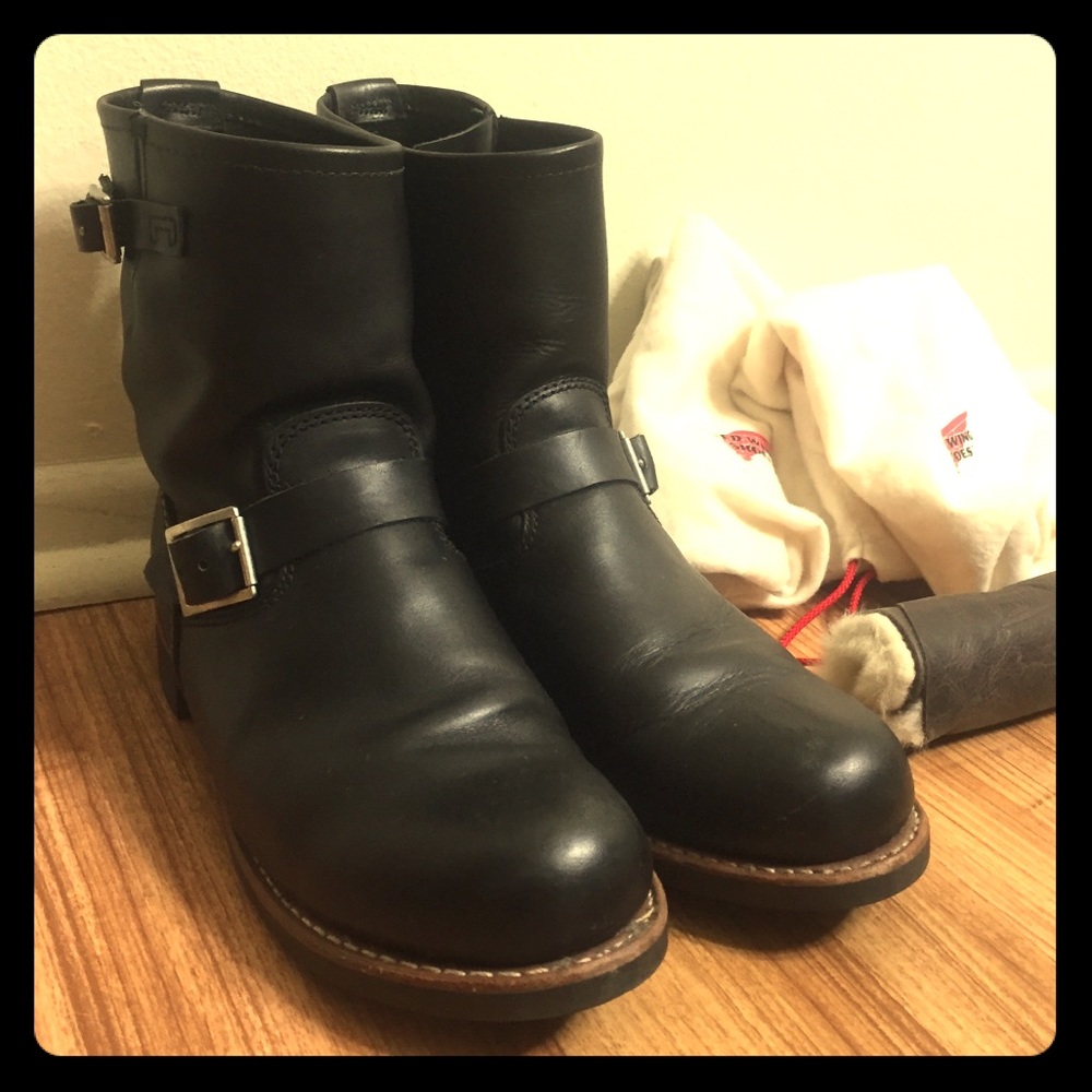 Red Wing Short Engineer Boots